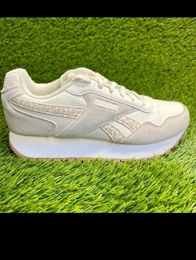 Reebok Women’s Light Pink & White Platform Sneakers